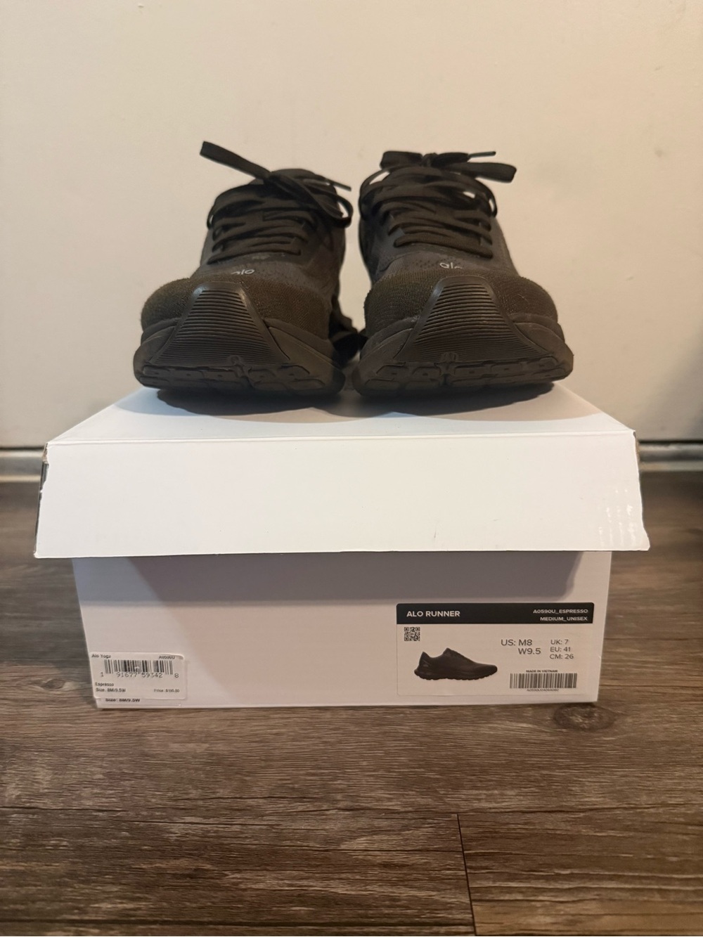 ALO Yoga Runner Unisex Athletic Shoes - Espresso Brown